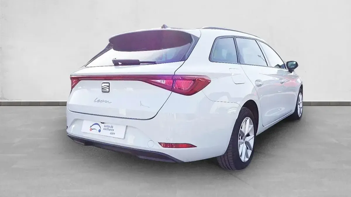 Usado Seat Leon ST Style 116 CV (85 kW) 2023 Familiar