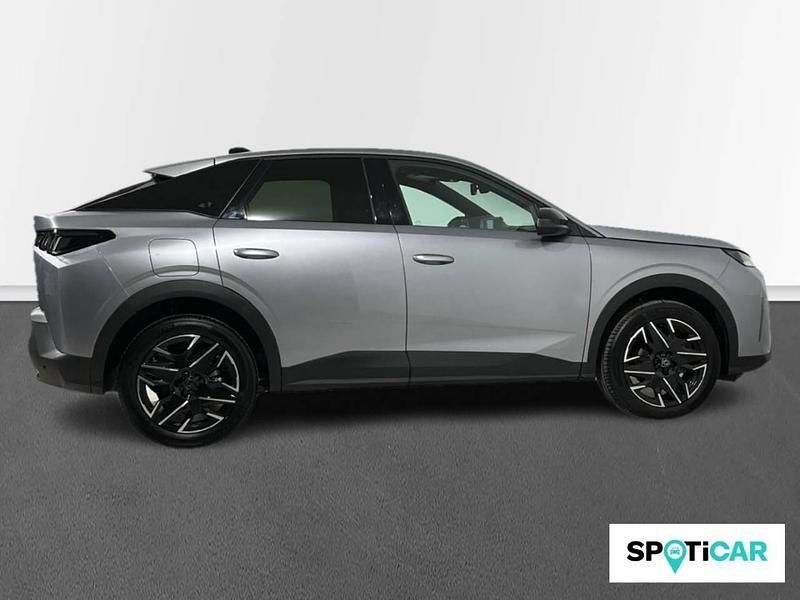 Usado Peugeot 3008 Allure 136 CV (100 kW) 2025 Gris SUV