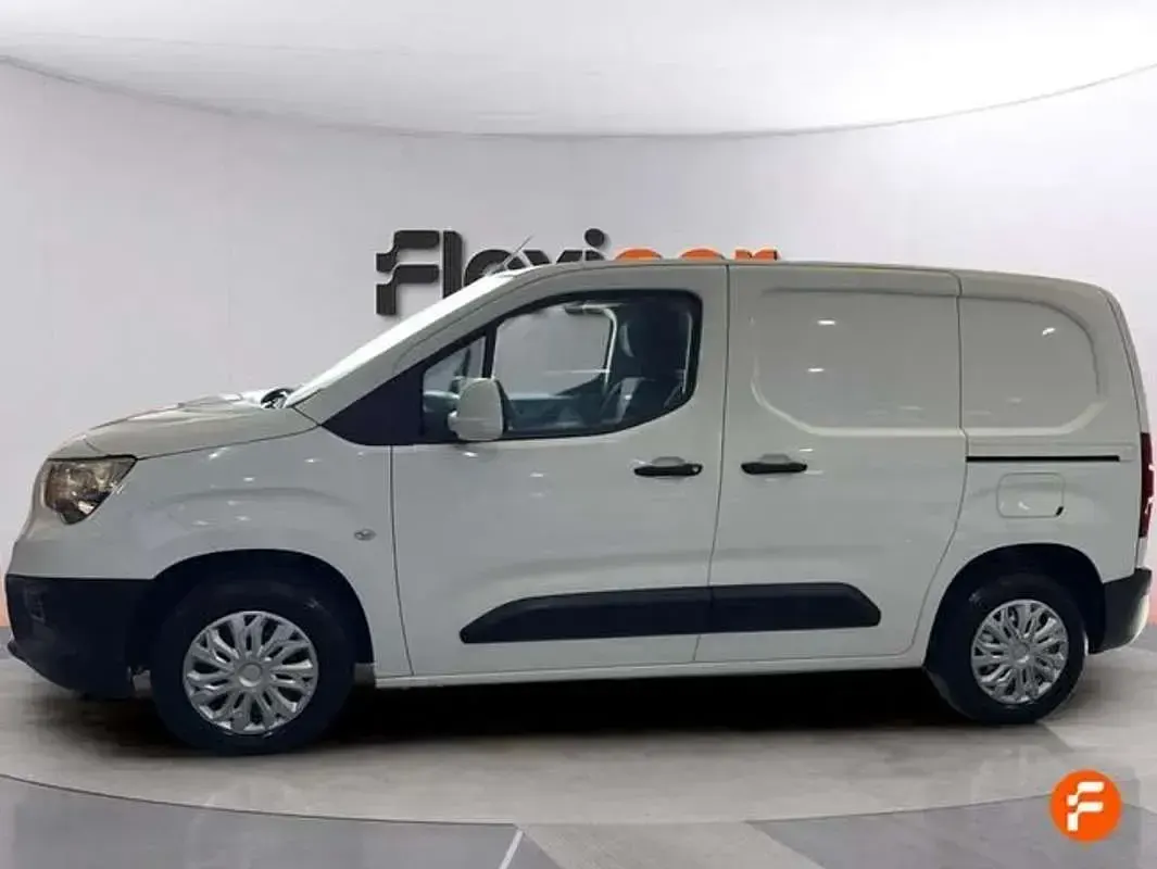 Usado Opel Combo Life Selective 102 CV (75 kW) 2019 Blanco Monovolumen