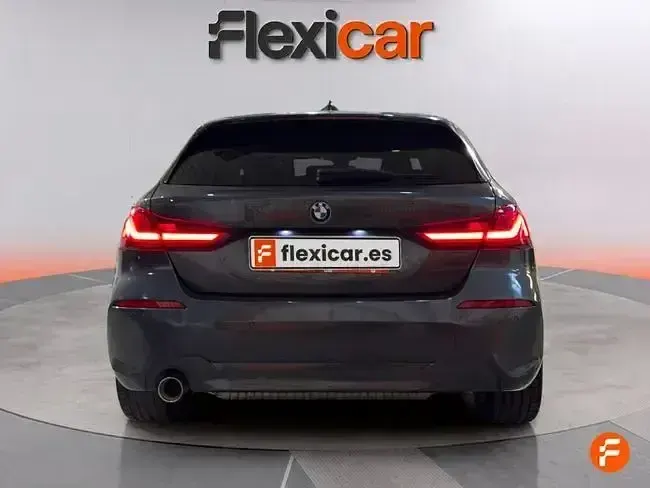 Usado BMW 118 140 CV (102 kW) 2020 Gris Utilitario