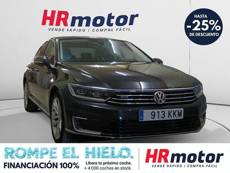 Usado VW Passat GTE 218 CV (160 kW) 2018 Negro Berlina
