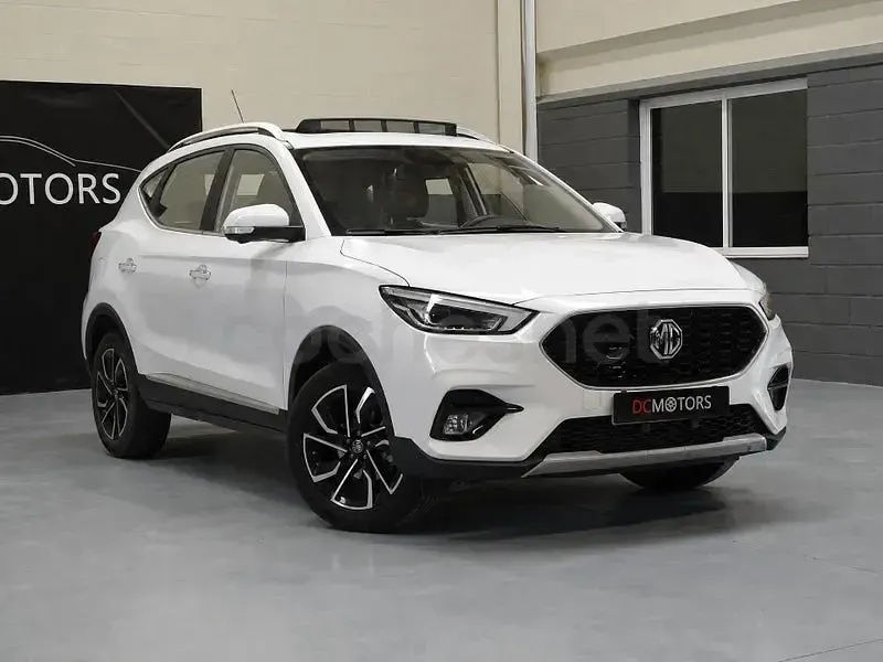 Usado MG ZS Luxury 111 CV (81 kW) 2023 Blanco SUV