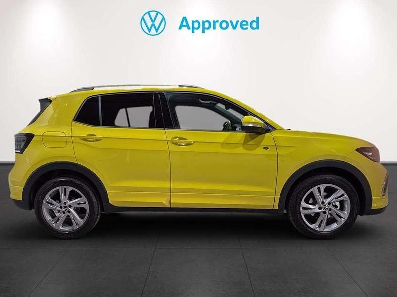 Usado VW T-Cross R-line 116 CV (85 kW) 2025 Amarillo SUV