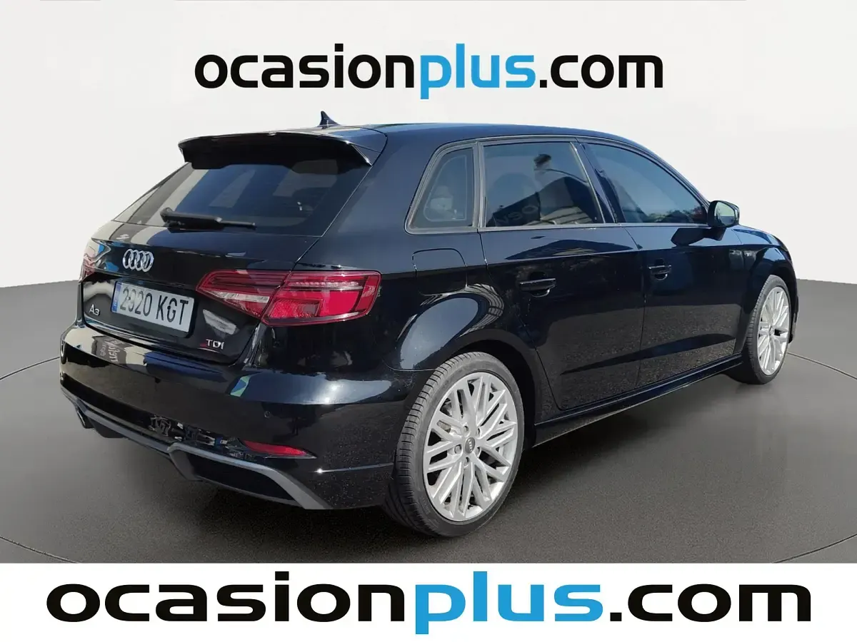 Usado Audi A3 Sportback S-Line 116 CV (85 kW) 2018 Negro Utilitario
