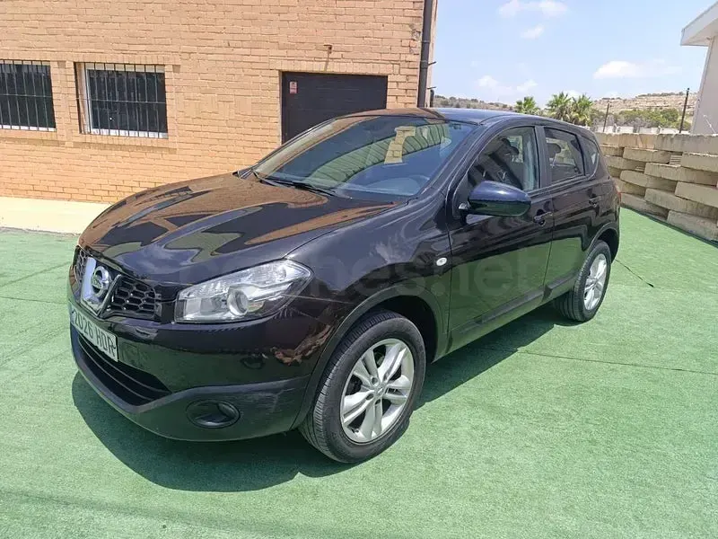 Usado Nissan Qashqai Acenta 110 CV (80 kW) 2011 Negro SUV