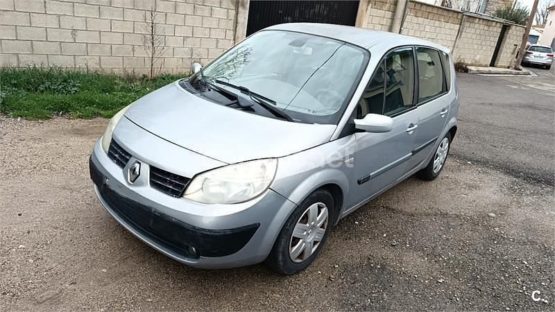 Gris / plata Usado 2005 Renault Scénic II Authentique Monovolumen | 2900 € (Precio justo) - Imagen 1/4