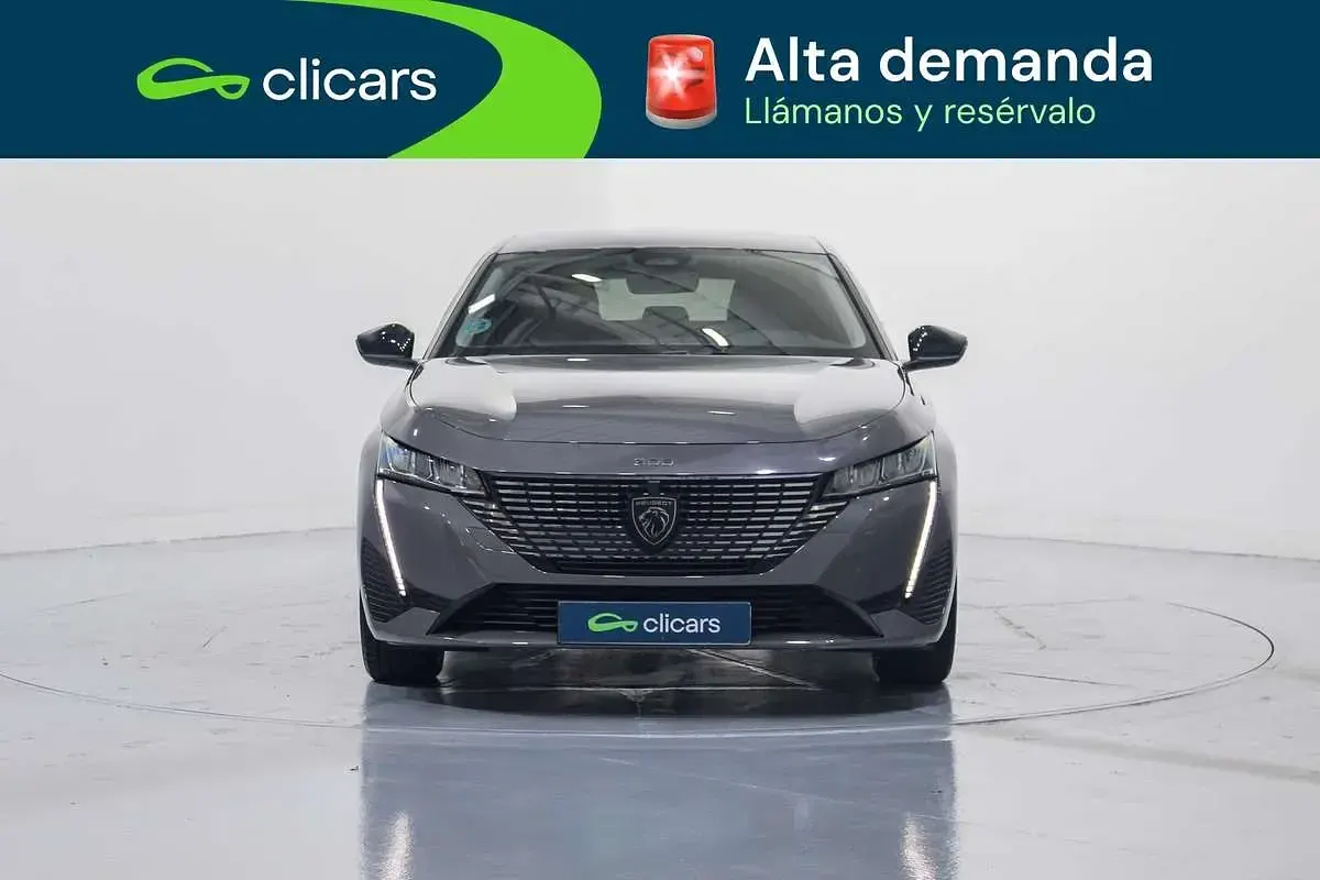 Usado Peugeot 308 Allure 131 CV (96 kW) 2024 Gris Utilitario