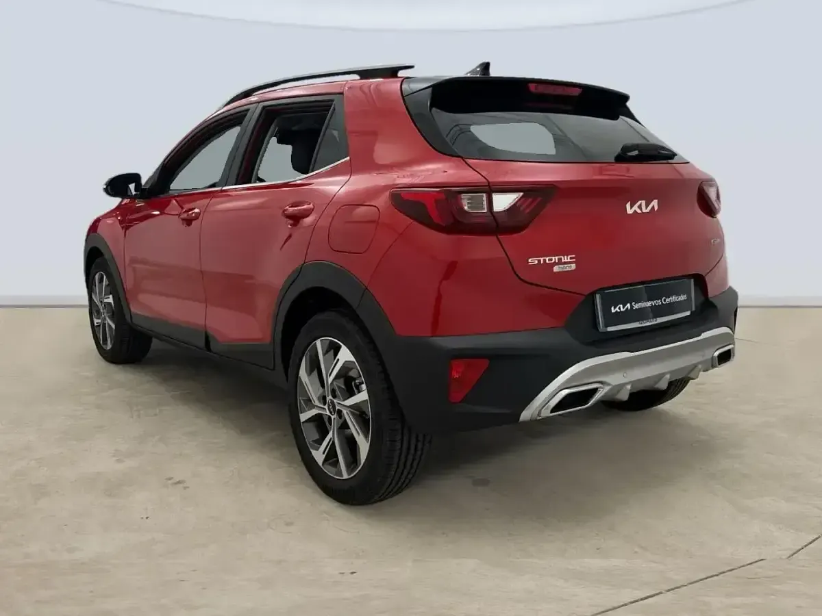 Nuevo Kia Stonic GT-Line 100 CV (73 kW) 2025 Rojo SUV