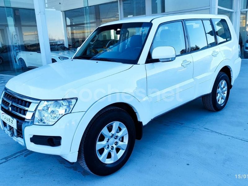 Blanco Usado 2016 Mitsubishi Montero Spirit SUV | 29.499 € (Caro) - Imagen 1/4