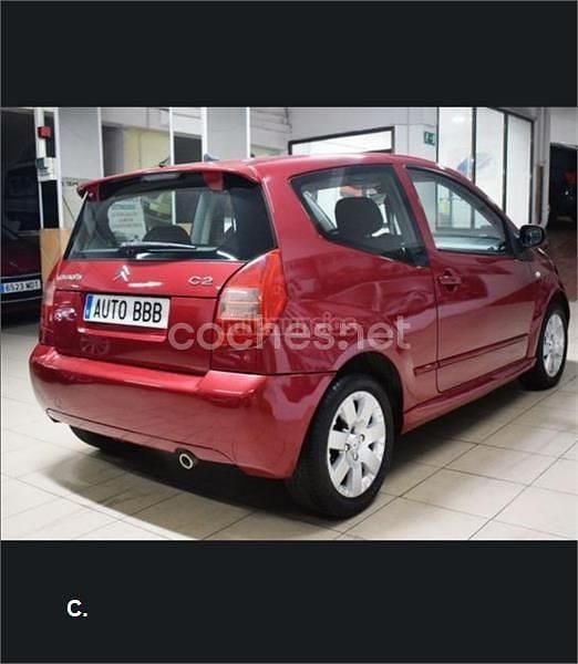 Usado Citroën C2 VTR Sport 75 CV (55 kW) 2004 Rojo Utilitario