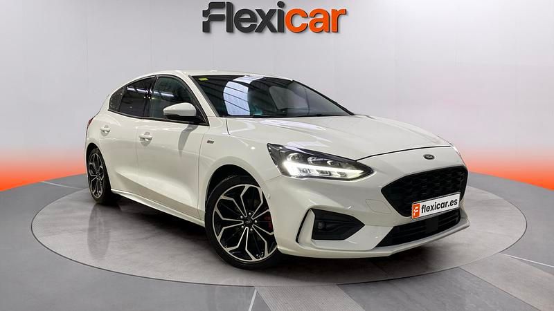 Usado Ford Focus ST-Line 125 CV (91 kW) 2020 Blanco Utilitario