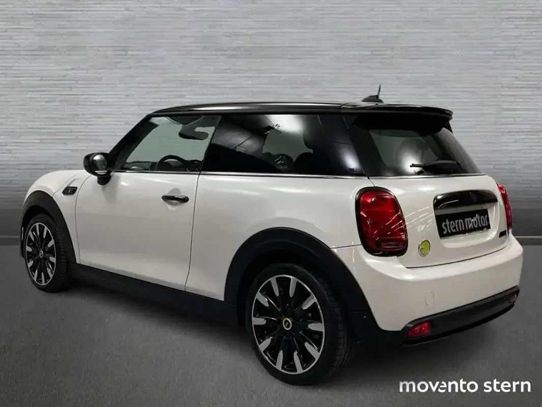 Usado Mini Cooper SE 135 kW (184 CV) 2023 Blanco Utilitario
