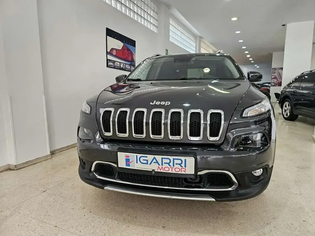 Usado Jeep Cherokee Limited 200 CV (147 kW) 2015 Gris SUV