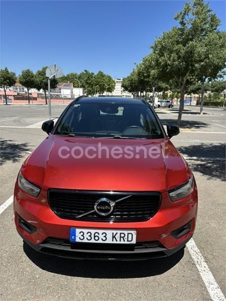 Granate Usado 2018 Volvo XC40 R-Design SUV | 21.880 € (Precio justo) - Imagen 1/4