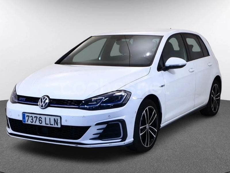 Blanco Usado 2020 VW Golf VII GTE Berlina | 22.490 € (Un poco caro) - Imagen 1/4