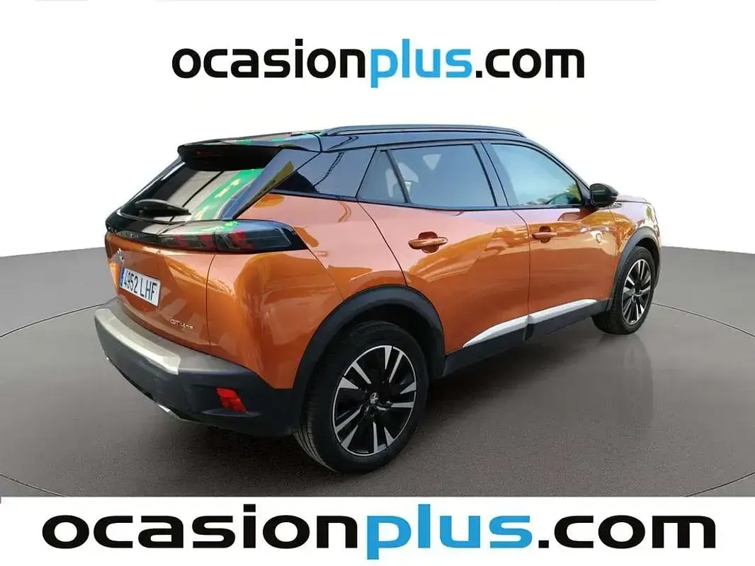Usado Peugeot 2008 GT-line 131 CV (96 kW) 2020 Naranja SUV