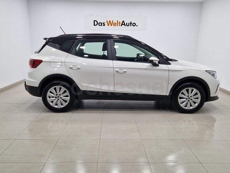 Usado Seat Arona Style 115 CV (84 kW) 2025 Blanco SUV
