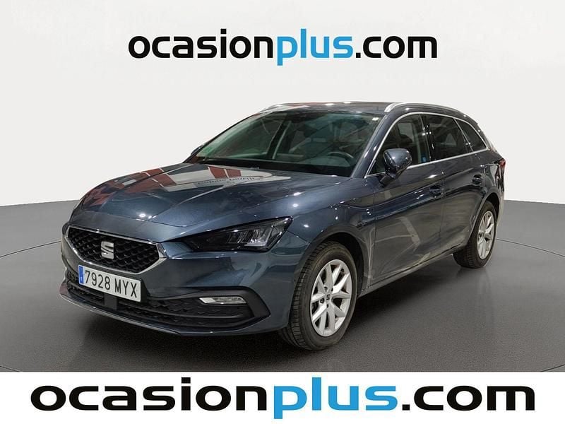 Usado Seat Leon Style 116 CV (85 kW) 2025 Gris Monovolumen