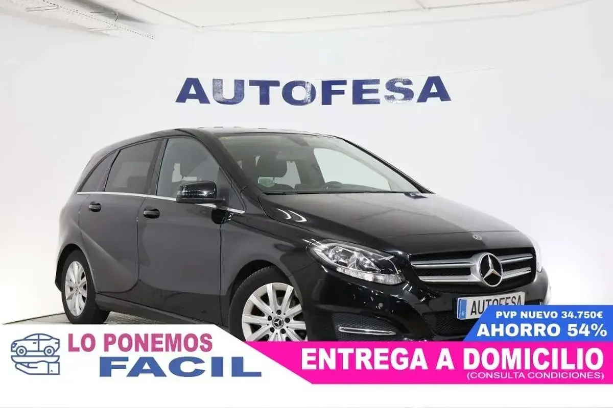 Usado Mercedes B150 109 CV (80 kW) 2017 Negro Monovolumen