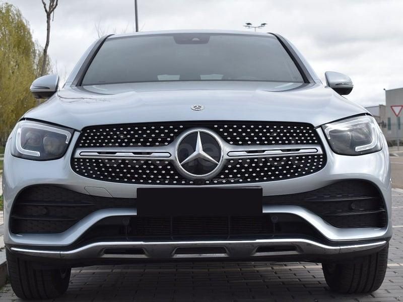 Usado Mercedes GLC300e 306 CV (225 kW) 2021 Gris / plata Coupe