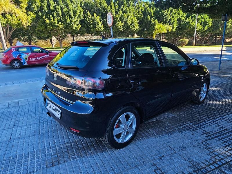 Usado Seat Ibiza Reference 100 CV (73 kW) 2007 Negro Utilitario