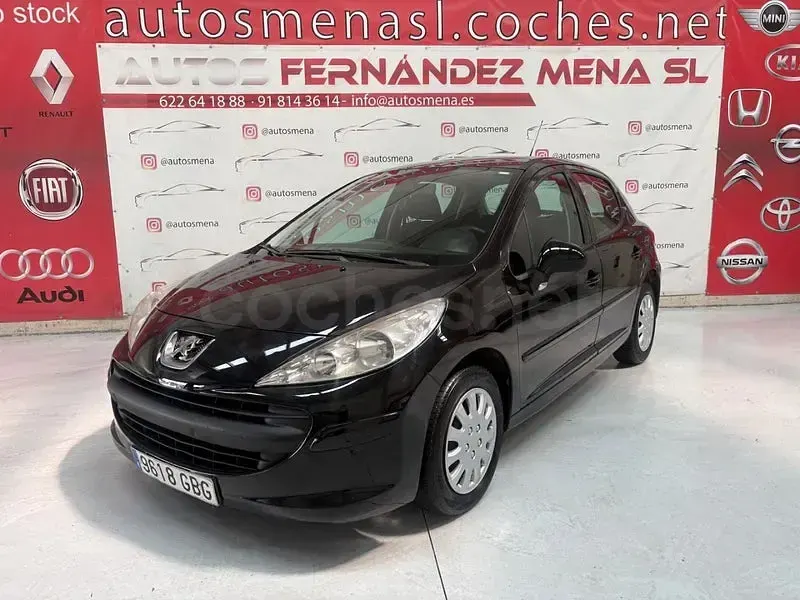 Usado Peugeot 207 75 CV (55 kW) 2008 Negro Berlina