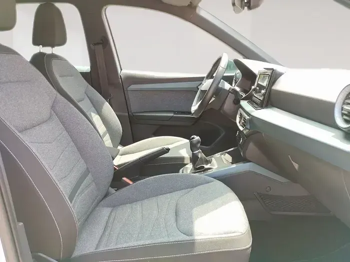 Usado Seat Arona Xperience 116 CV (85 kW) 2025 Blanco SUV