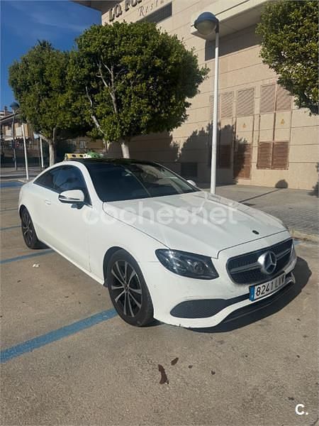 Usado Mercedes E220 194 CV (142 kW) 2019 Blanco Coupe