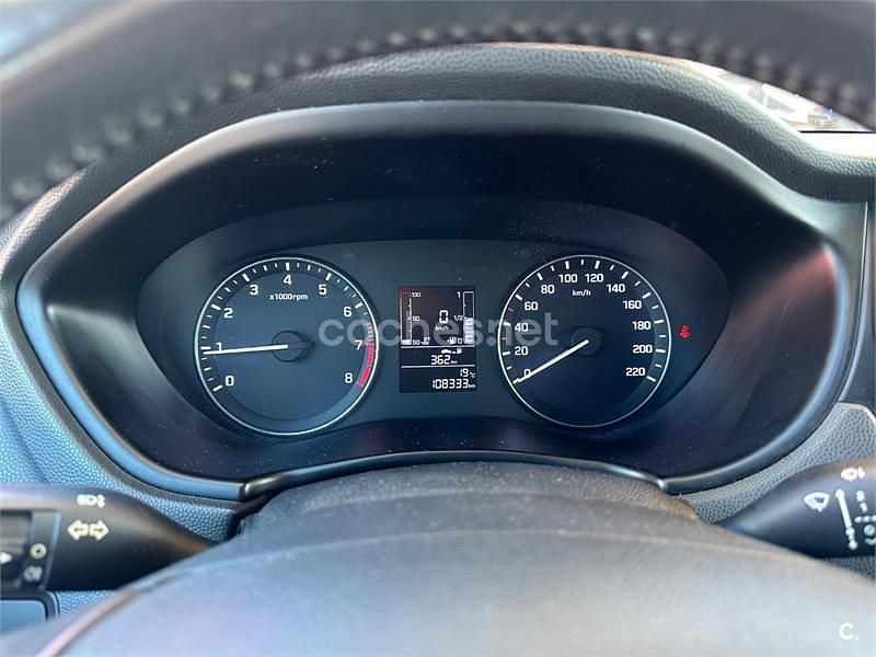 Usado Hyundai i20 84 CV (61 kW) 2017 Blanco Berlina