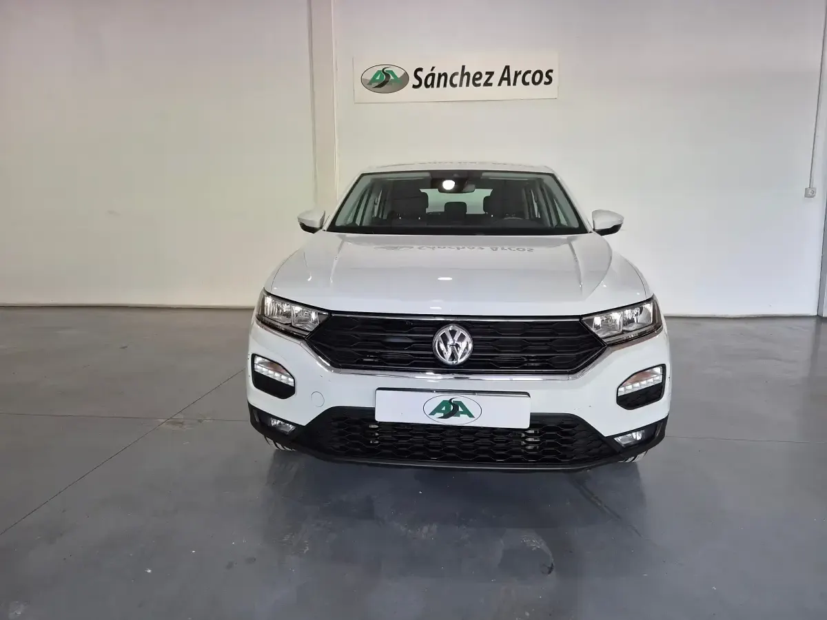 Käytetty VW T-Roc Edition 116 HP (85 kW) 2020 Valkoinen Katumaasturi