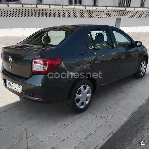 Usado Dacia Logan Ambiance 75 CV (55 kW) 2016 Negro Berlina