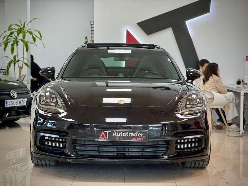 Usado Porsche Panamera 4 462 CV (339 kW) 2019 Negro Berlina