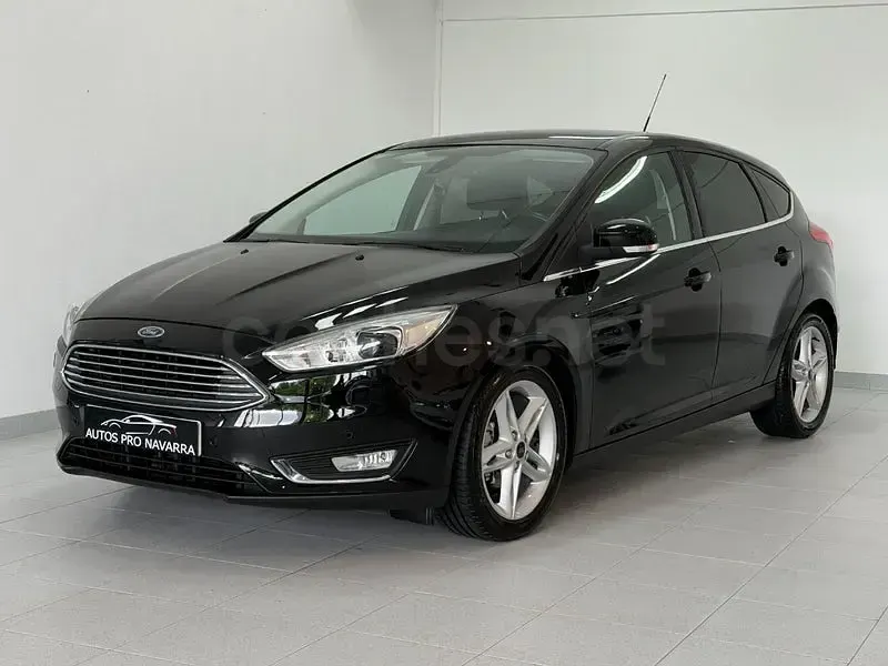 Usado Ford Focus Titanium 125 CV (91 kW) 2016 Negro Berlina
