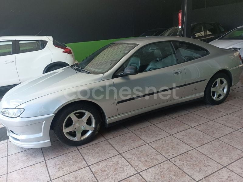 Gris / plata Usado 2004 Peugeot 406 Coupe Coupe | 2900 € - Imagen 1/4