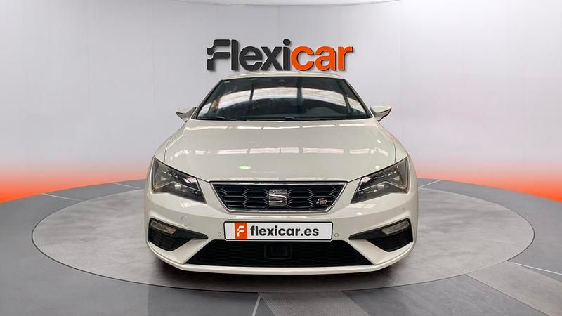 Usado Seat Leon ST FR 150 CV (110 kW) 2020 Blanco Familiar