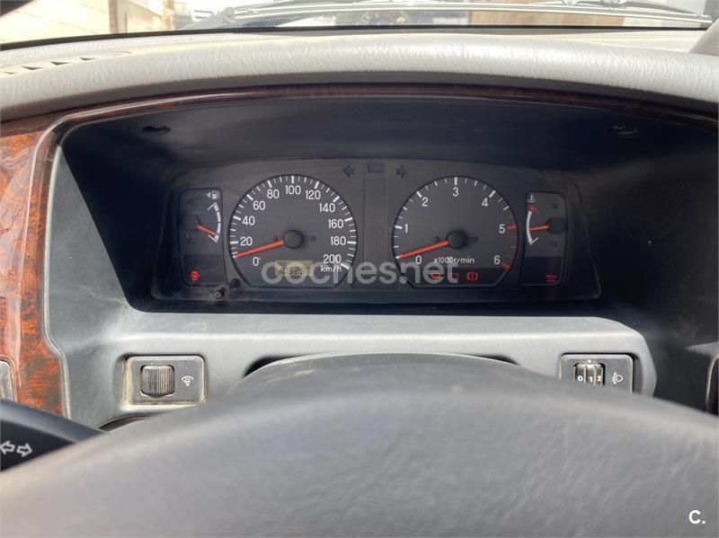 Granate Usado 2004 Mitsubishi Montero SUV | 12.500 € (Precio justo) - Imagen 1/4