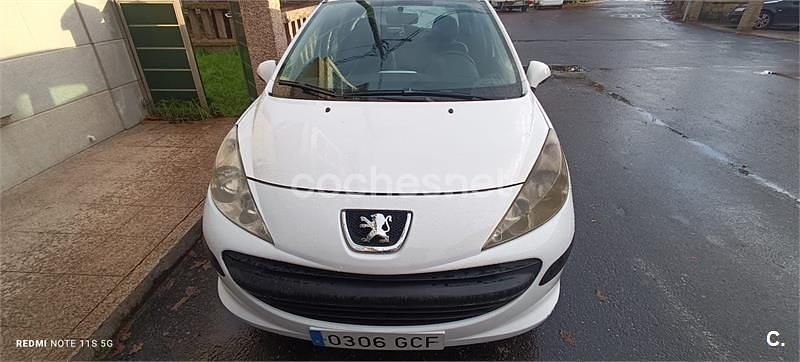 Usado Peugeot 207 75 CV (55 kW) 2008 Blanco Berlina