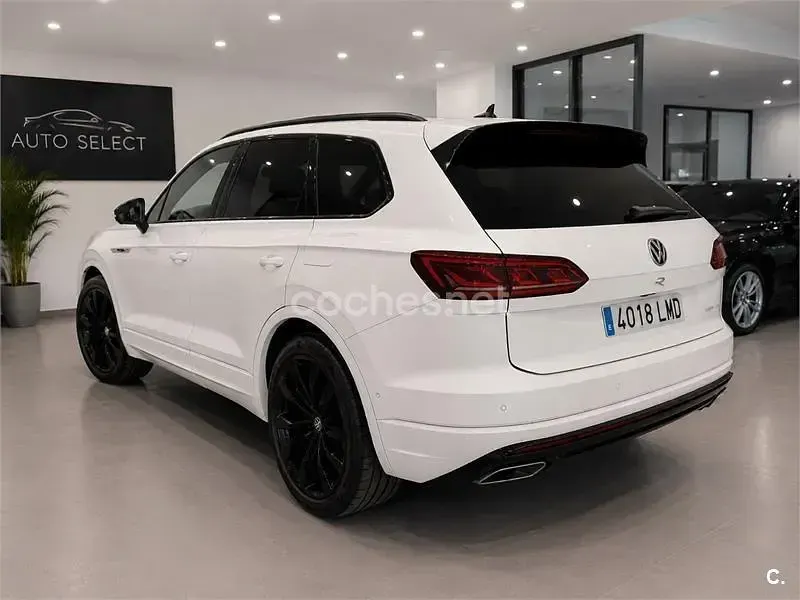 Usado VW Touareg R 462 CV (339 kW) 2021 Blanco SUV