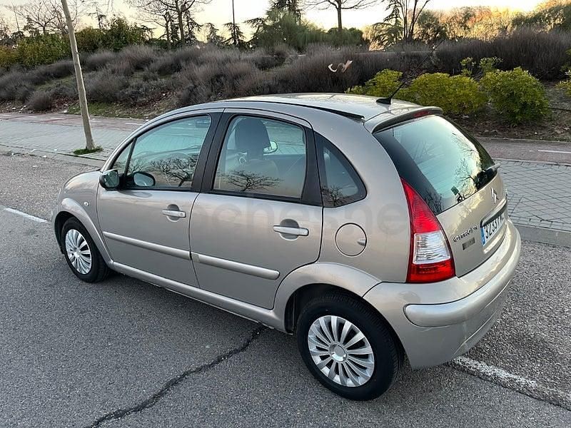Usado Citroën C3 61 CV (44 kW) 2007 Beige Berlina