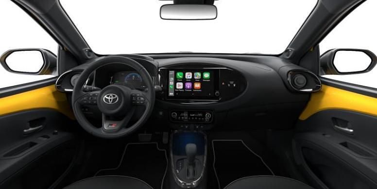 Amarillo Nuevo 2025 Toyota Aygo X Sport SUV | 25.800 € - Imagen 1/3