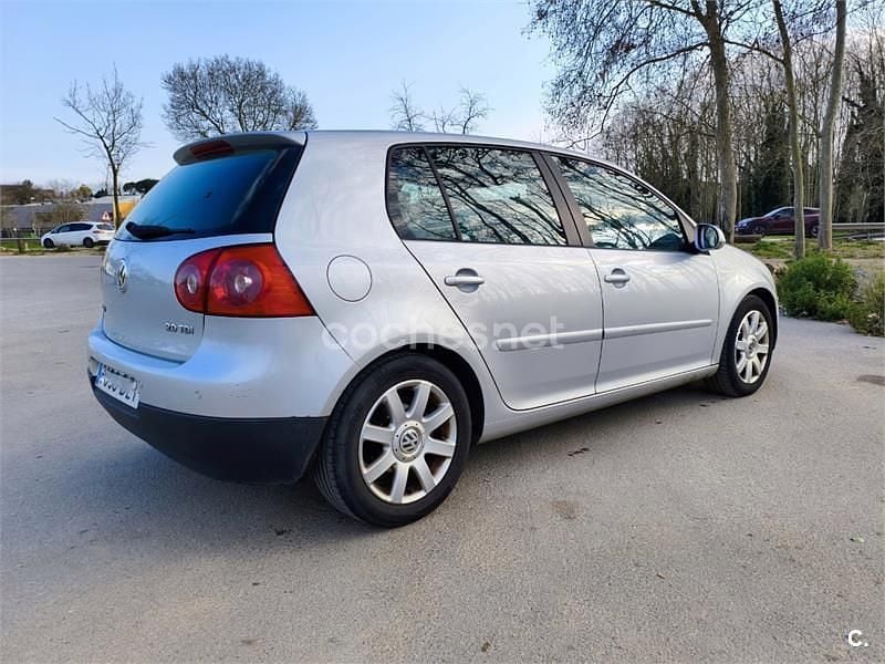 Usado VW Golf IV Sportline 140 CV (102 kW) 2006 Gris / plata Berlina