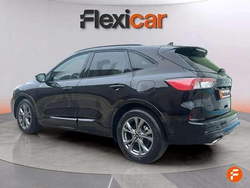 Usado Ford Kuga ST-Line 120 CV (88 kW) 2024 Negro SUV