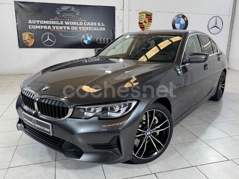 Gris / plata Usado 2020 BMW 330e Berlina | 26.900 € (Super precio) - Imagen 1/4