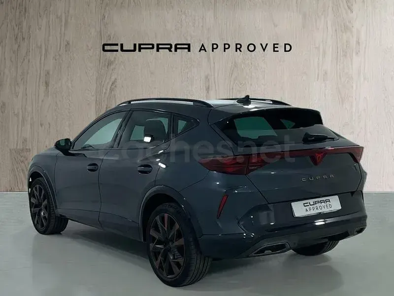 Usado Cupra Formentor 150 CV (110 kW) 2024 Gris / plata SUV
