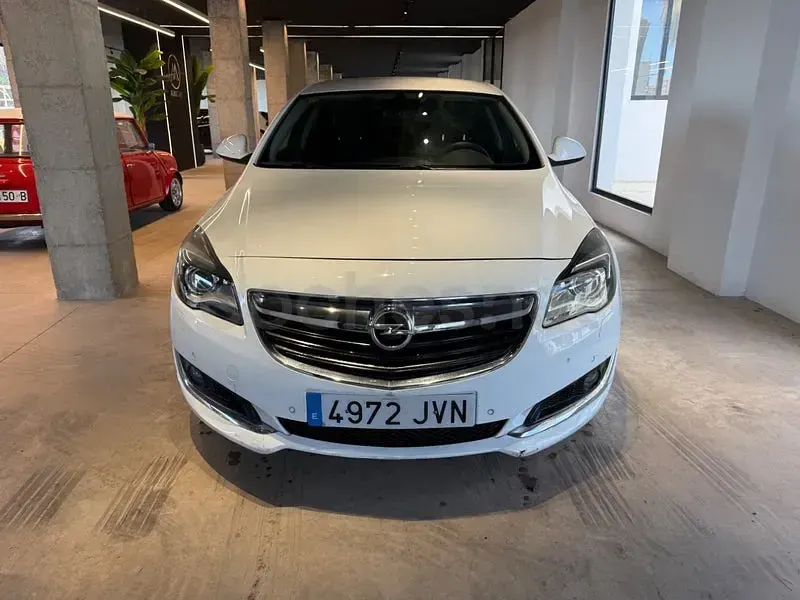 Usado Opel Insignia Excellence 136 CV (100 kW) 2016 Blanco Berlina