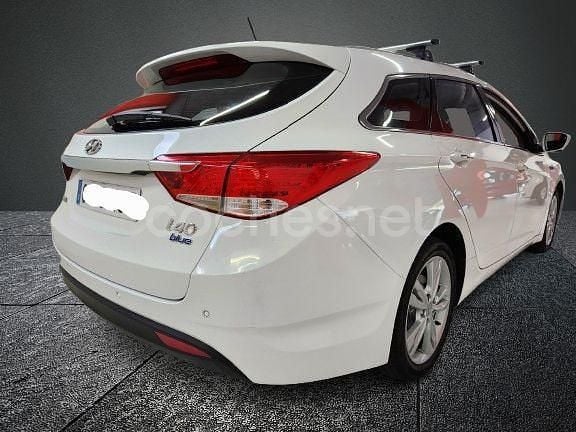 Usado Hyundai i40 116 CV (85 kW) 2014 Blanco Familiar