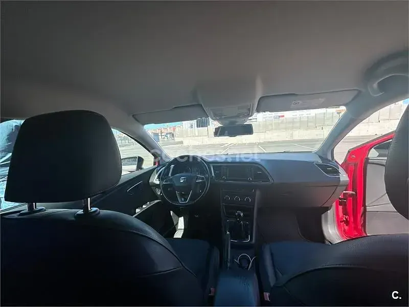 Usado Seat Leon SC I-Tech 105 CV (77 kW) 2014 Rojo Utilitario