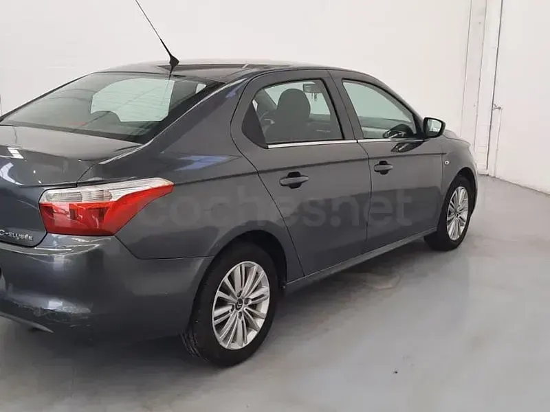 Usado Citroën C-Elysee I Exclusive 100 CV (73 kW) 2016 Gris / plata Berlina