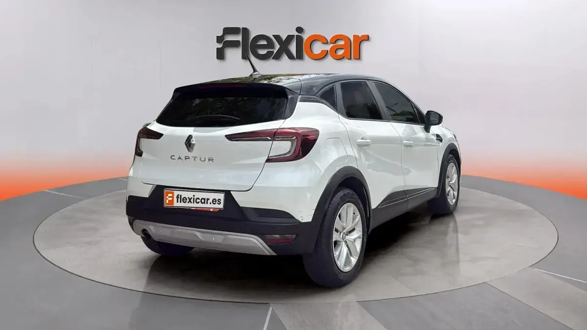 Usado Renault Captur Intens 101 CV (74 kW) 2020 Blanco SUV