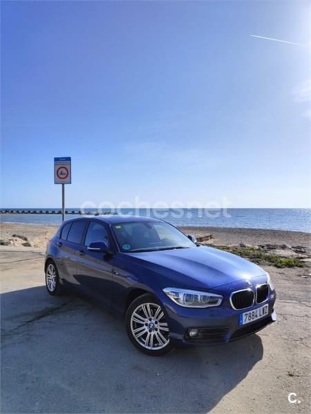 Usado BMW 118 150 CV (110 kW) 2018 Azul Utilitario